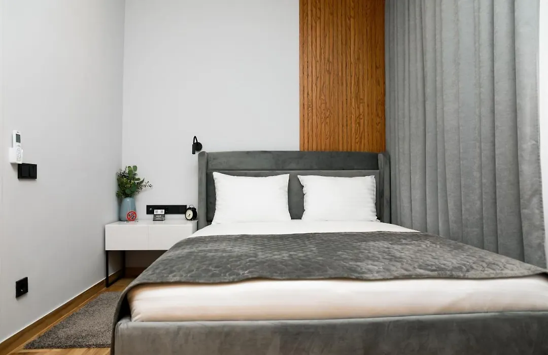 Apart-Hotel Dream-1